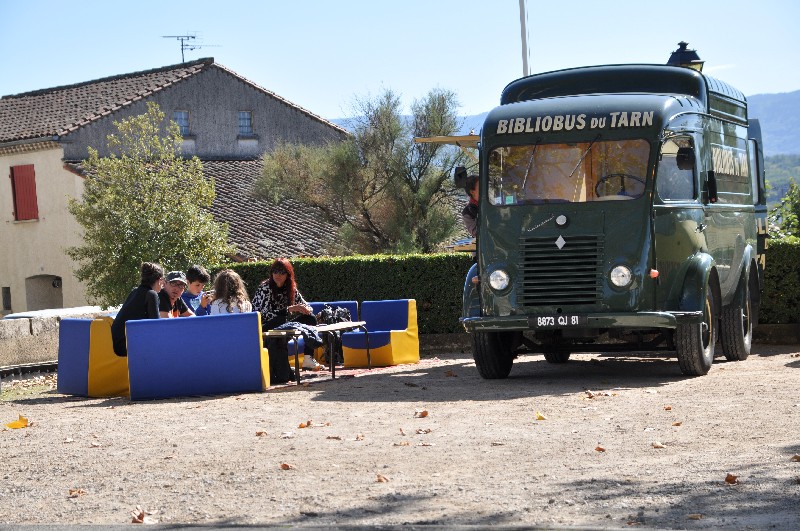 Le bus-bibliothèque d??art