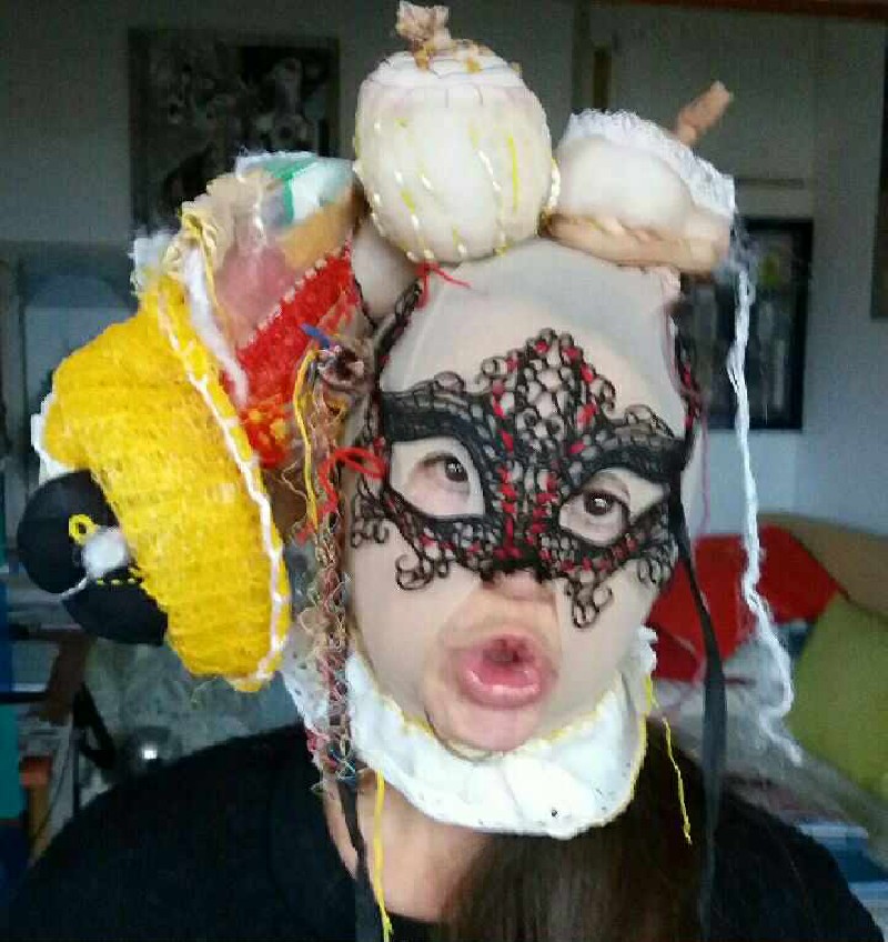 SARAH TRUCHETET